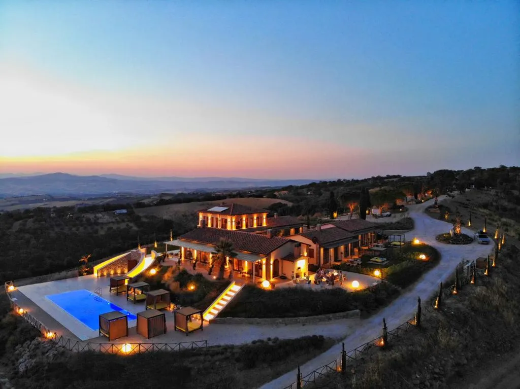 il Salotto Wines & Resort Toskana - 1
