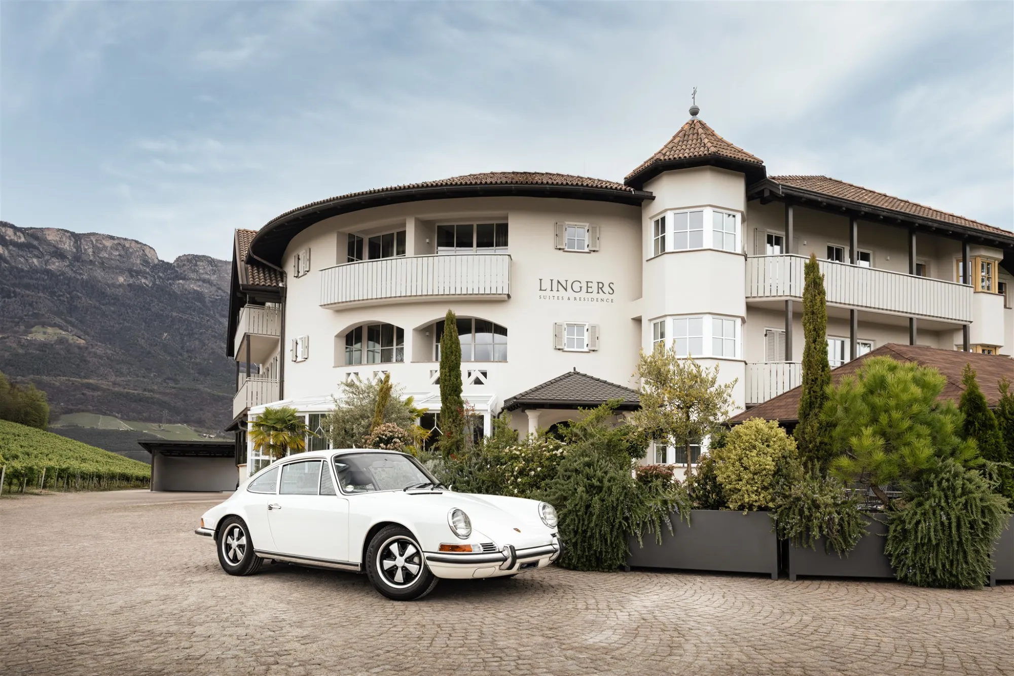 Lingers Suites & Residence 3